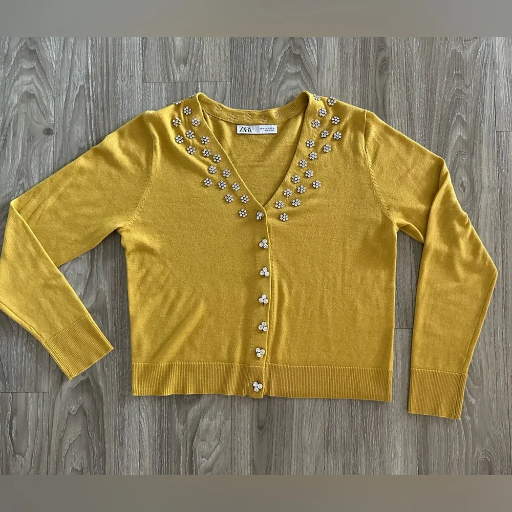 ZARA Yellow Embellished Cardigan - Picture 3 of 8